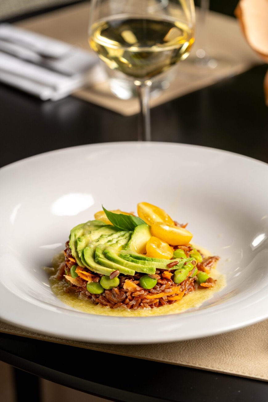 Cocktail bar e cucina a quattro mani: l'Hotel Diana si rinnova