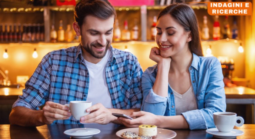 Primo appuntamento al bar: per oltre metà degli italiani il caffè batte la cena