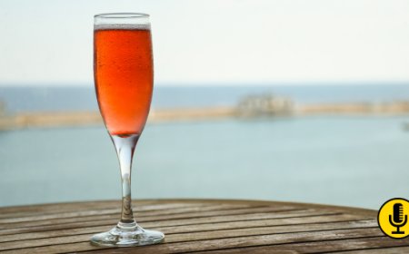 Alla scoperta di Kir e Kir Royal, tra storia e cultura pop