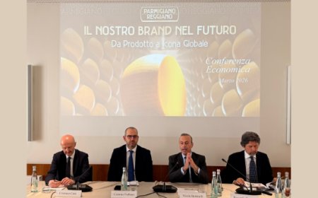Parmigiano Reggiano 2025: export oltre il 50%, ma rallenta il mercato interno