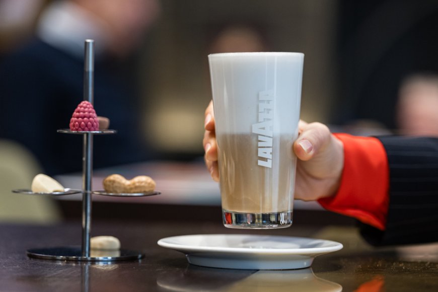 ''Deliziosamente italiana'': la nuova proposta di pasticceria di Fiorani per il Flagship Store Lavazza Milano
