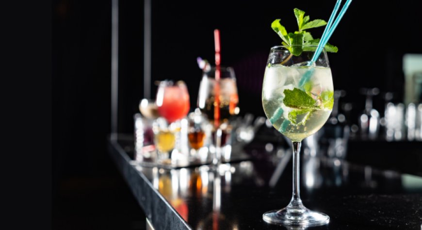 Scopri la parola del giorno su WikiHoreca.com: SAVORY COCKTAIL