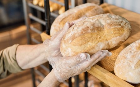 Il Senato approva il ddl sul pane fresco: etichette chiare e sanzioni fino alla chiusura