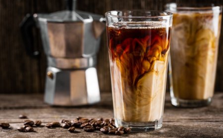 Scopri la parola del giorno su WikiHoreca.com: Dirty Coffee