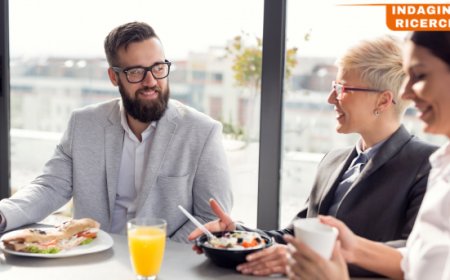 Pausa pranzo: il costo cresce e supera il valore dei buoni pasto