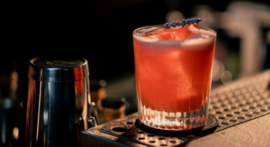 Scopri la parola del giorno su WikiHoreca.com: Fat Washing