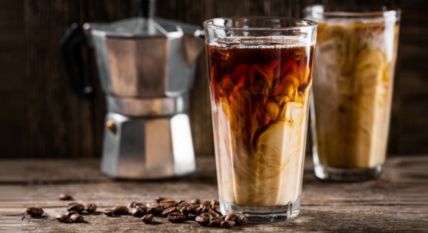 Scopri la parola del giorno su WikiHoreca.com: Dirty Coffee