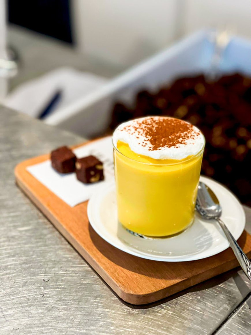 Zabaione da passeggio: la versione estiva di Alessandro Giuffrè