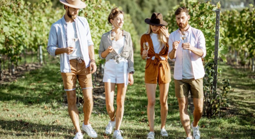 Scopri la parola del giorno su WikiHoreca.com: Enoturismo