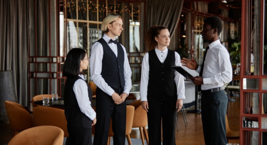 Scopri la parola del giorno su WikiHoreca.com: Chef de Rang