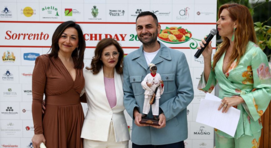 SorrentoGnocchiDay 2026: Premio Aldo Guida a Valerio Izzo del Piazzetta Milù