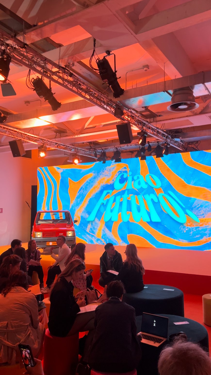 Design e caffè si incontrano: Aroma Macchine lancia la FIAT Edition alla Milano Design Week 2026