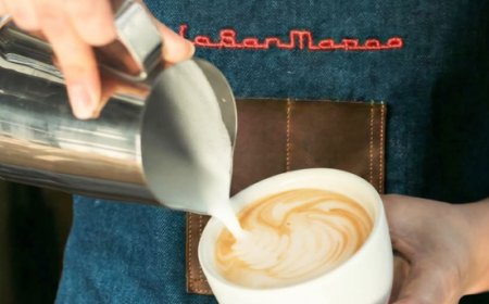 Latte art, a Martignacco la sfida tra baristi organizzata da La San Marco