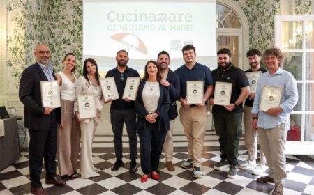 CUCINAMARE 2026: presentata la guida digitale dedicata alla ristorazione balneare italiana
