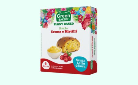 Brioche Crema e Mirtilli Rossi, la proposta plant based di Italian Green Bakery