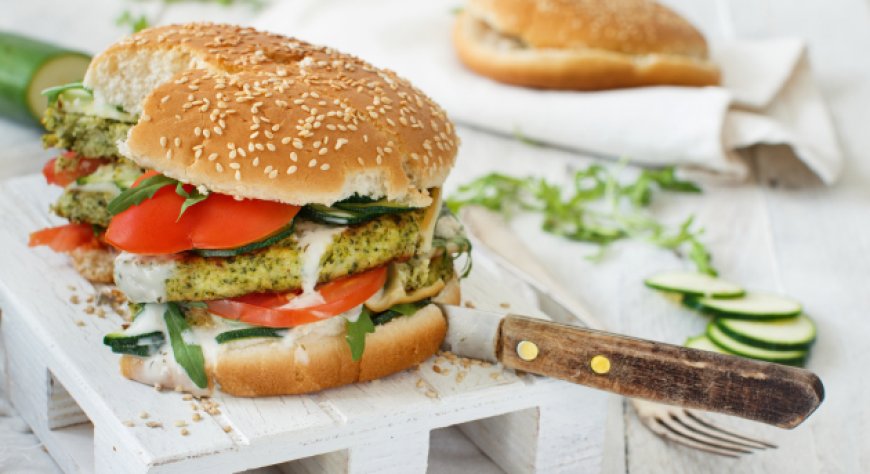L’Ue ridisegna le etichette: cosa cambia per burger vegetali e prodotti plant-based