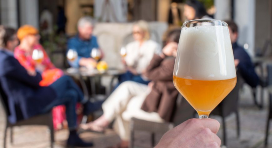 Caldo record e abitudini a tavola: come cambia la scelta della birra secondo 32 Via dei Birrai