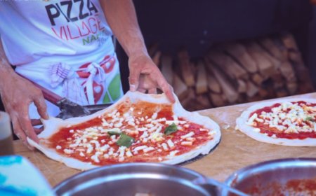Al via oggi a Pozzuoli il Coca-Cola Pizza Village 2026