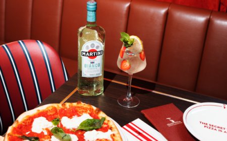 MARTINI® e Crazy Pizza: nuova partnership per l’aperitivo contemporaneo
