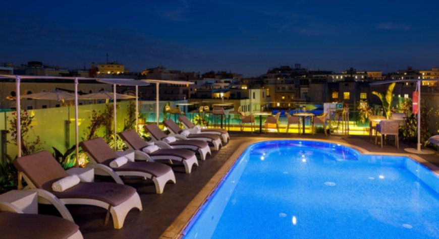 Roma, l’estate sul rooftop dell’Aleph tra cocktail e sapori mediterranei