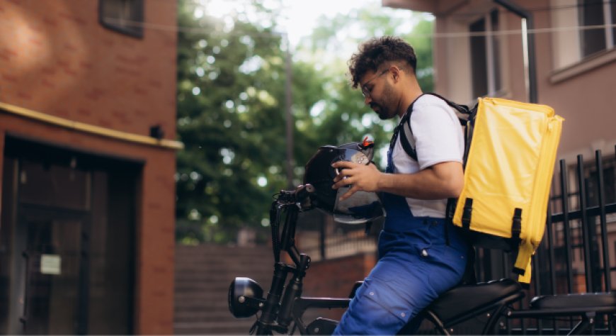 Sciopero dei rider: consegne ferme per chiedere più tutele