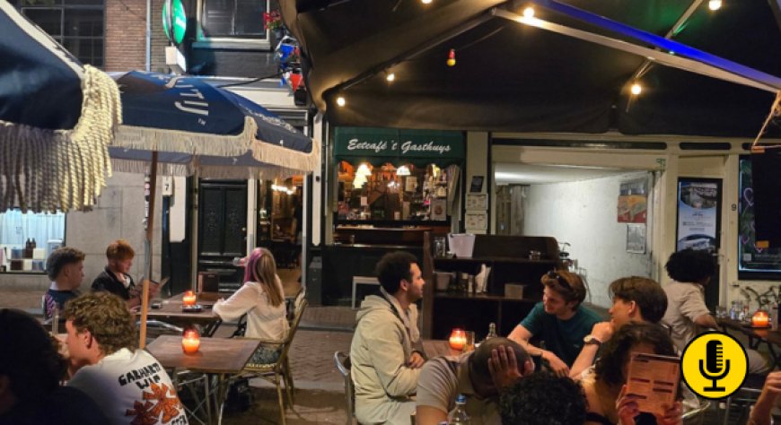 Dentro un eetcafé di Amsterdam: birra, bitterballen e tavoli sul canale