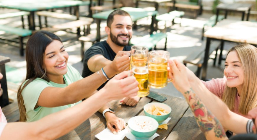 Il bar che unisce le persone: HEINEKEN Italia racconta la socialità italiana che cambia