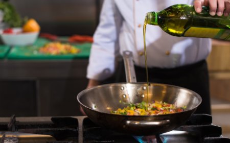 Olio EVO, scorte in aumento e prezzi in calo: la regola delle sei ore preoccupa la filiera