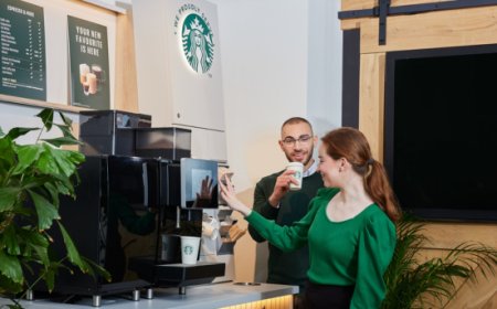 We Proudly Serve Starbucks Coffee Program cambia la pausa caffè in università e aziende