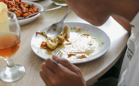 Food waste, il dato che manca al ristorante: quanti grammi butta per ogni coperto?