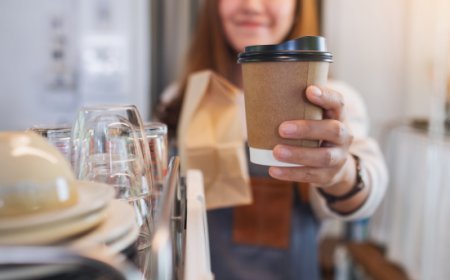 Usi packaging con il logo del tuo locale? Ecco cosa devi controllare subito