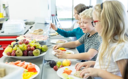 Dal piatto alla coscienza: se l’educazione alimentare diventasse materia scolastica