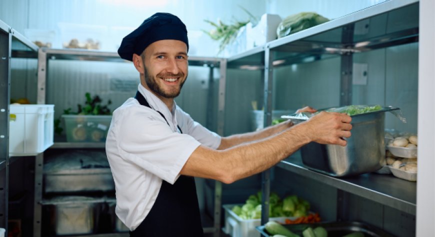 Materie prime in cucina: come riceverle e conservarle senza errori
