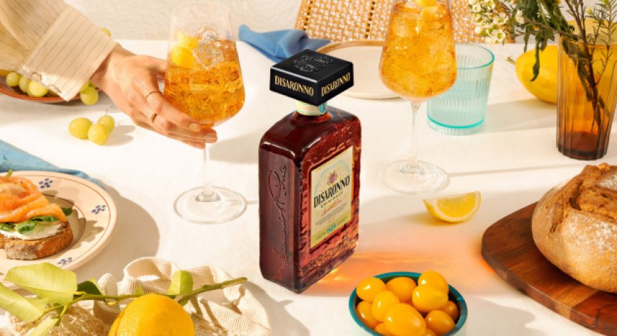 Disaronno rinnova la bottiglia e lancia ''the Dolce Side of Life''