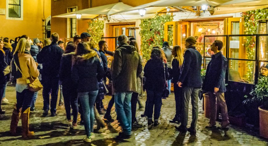 Locale virale, clienti in coda: come gestire il boom senza perdere il controllo