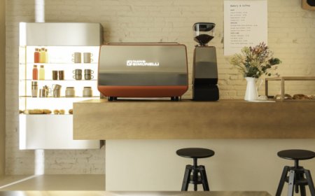 Più efficienza al banco: Nuova Simonelli integra macinatura, pressatura ed espresso