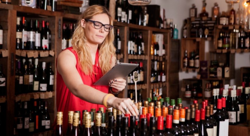 Vino, prezzi in calo senza ripresa della domanda: l’analisi Uiv