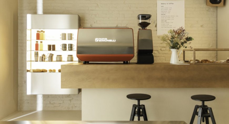 Più efficienza al banco: Nuova Simonelli integra macinatura, pressatura ed espresso